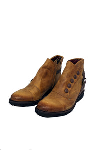 Boots - Size 42