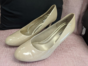 Shoes - Size 11