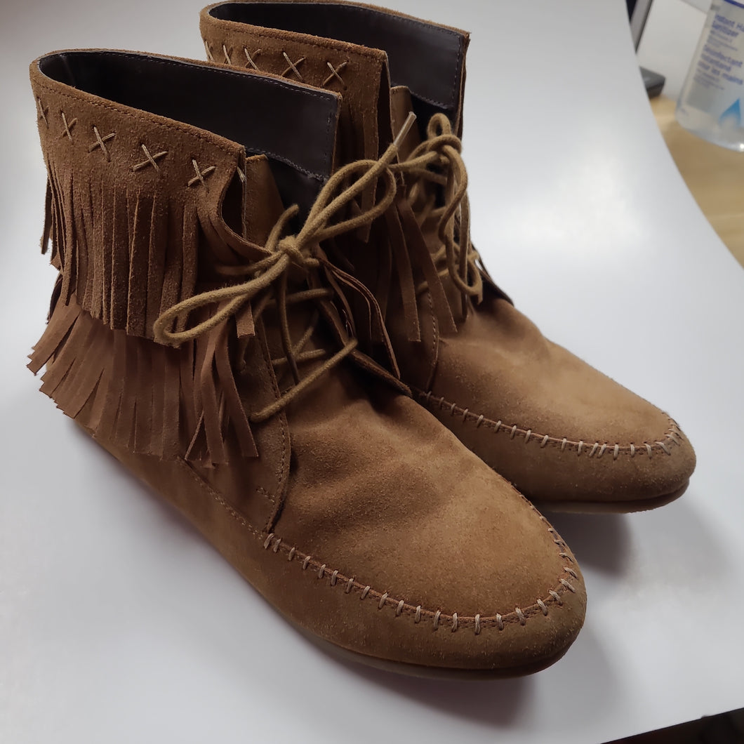 Boots - Size 12