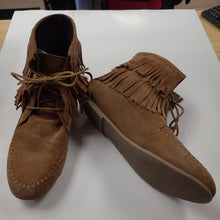 Load image into Gallery viewer, Boots - Size 12
