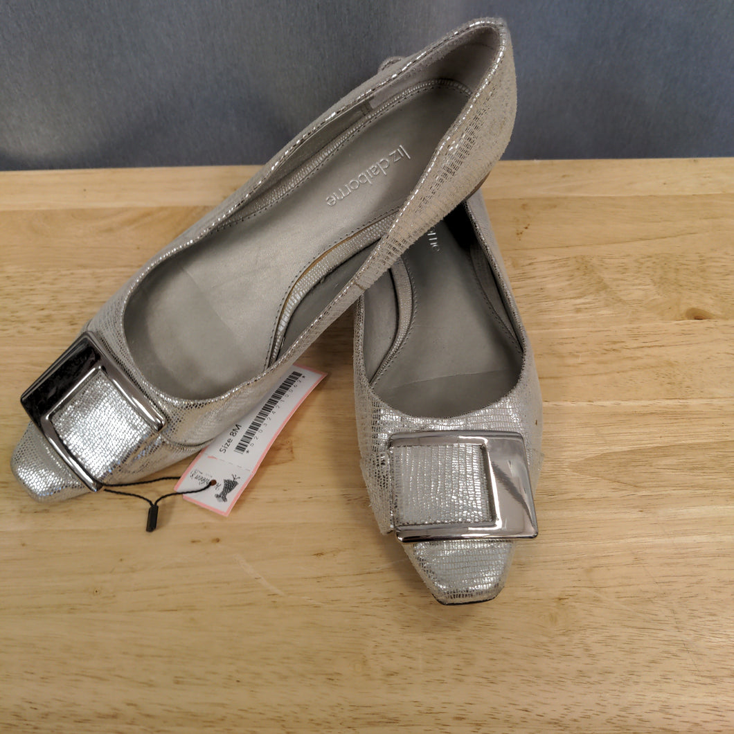 Shoes - Size 8M