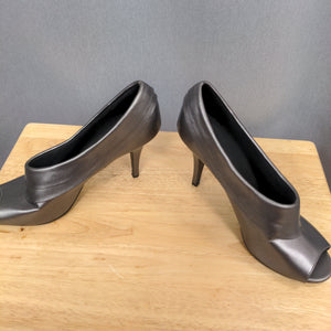 Shoes - Size 10W
