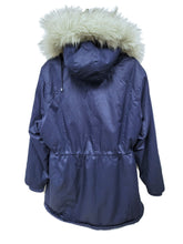 Load image into Gallery viewer, Coat - Size 3
