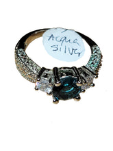 Load image into Gallery viewer, Jewelery - Size 7
