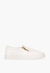 Shoes - Size 9