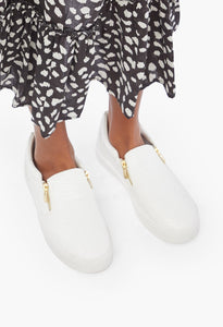Shoes - Size 9