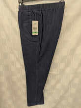 Load image into Gallery viewer, Alia-Classic Pull On Pants
