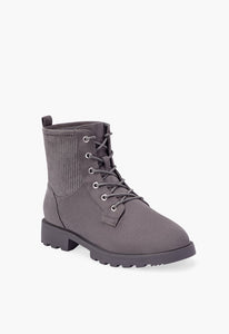 Boots - Size 11