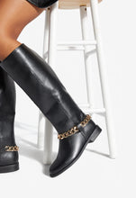 Load image into Gallery viewer, Boots - Size 9
