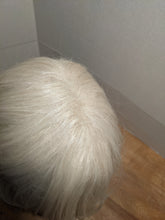 Load image into Gallery viewer, Wigs - Size Average
