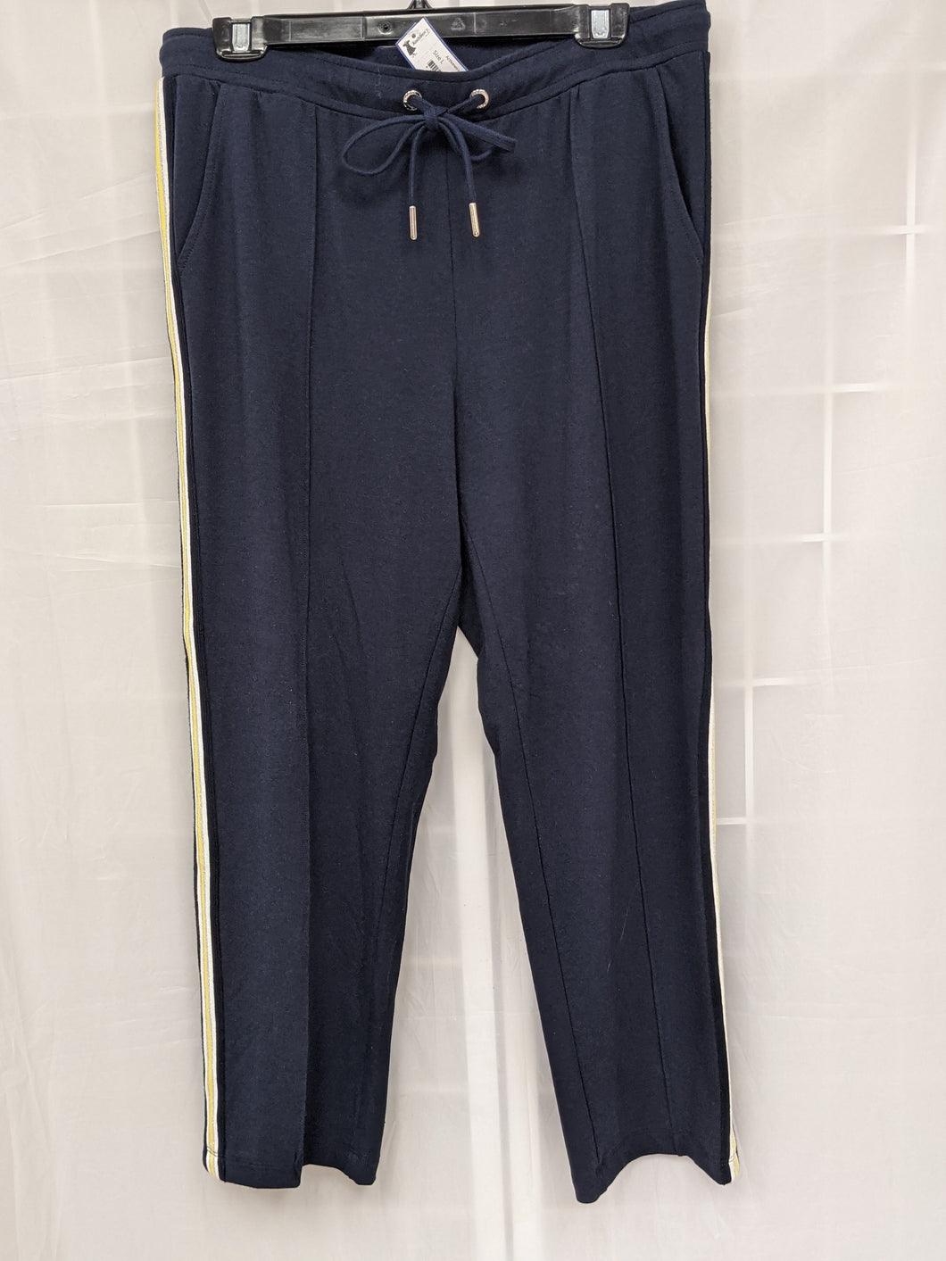 Activewear - Size L