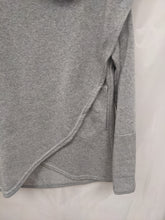 Load image into Gallery viewer, Long Sleeve Top - Size L
