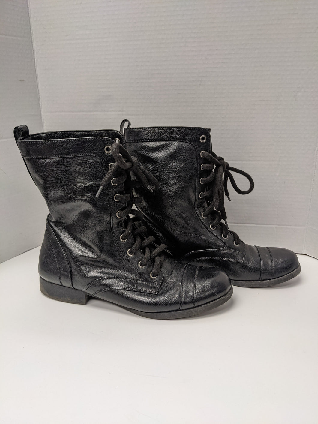 Boots - Size 11