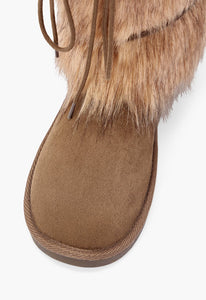 Boots - Size 9