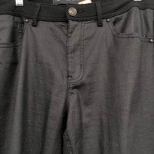 Load image into Gallery viewer, Pants - Size 13
